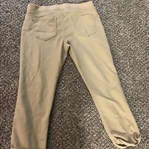 Khaki capris